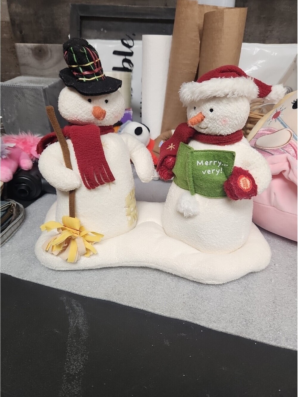 Hallmark JINGLE PALS Mr Ms Snowman Animated Singing Caroling Plush 2003 Works